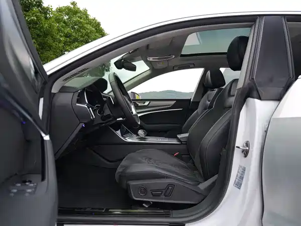 Audi A7L 2024