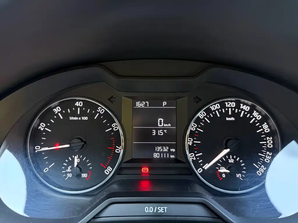 Skoda Octavia 2017 — фото 14
