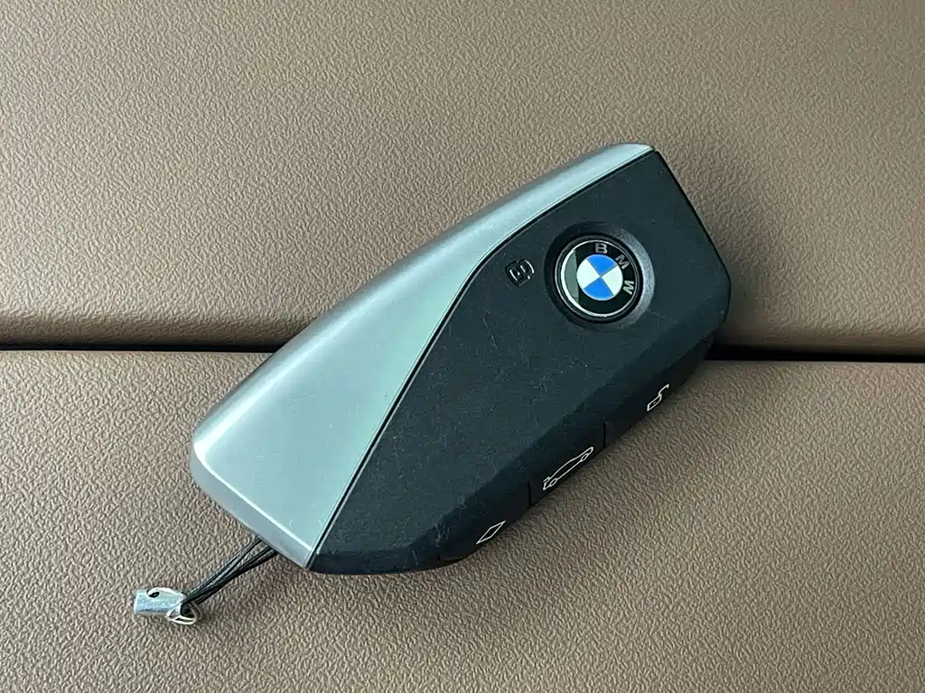 BMW 5 Series 2024 — фото 20
