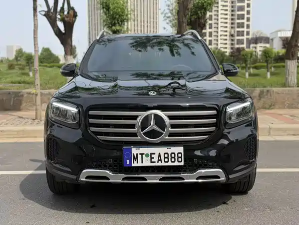 Mercedes-Benz GLB 2025
