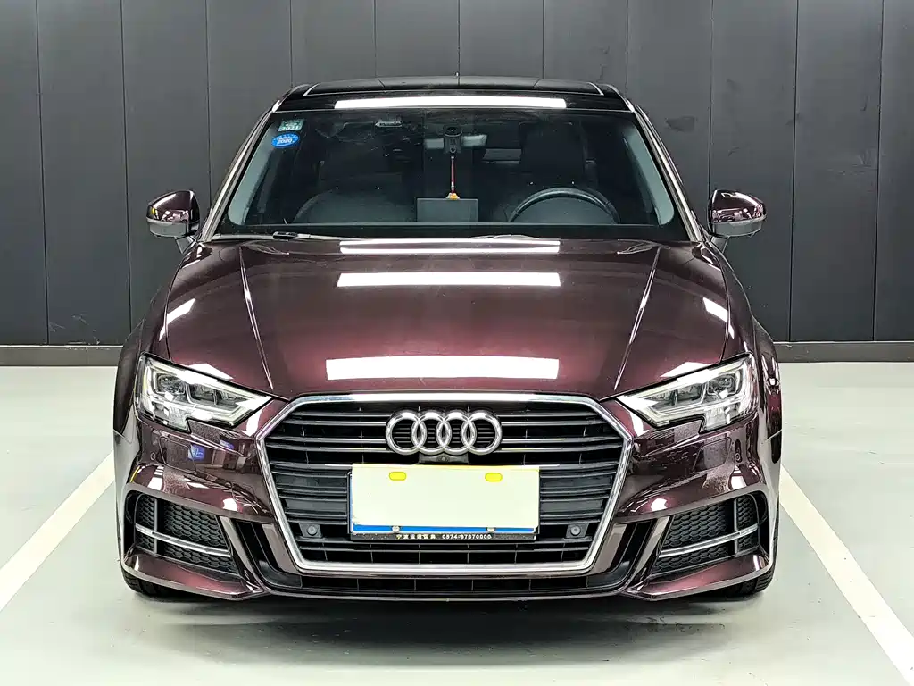 Audi A3 2019 — фото 2