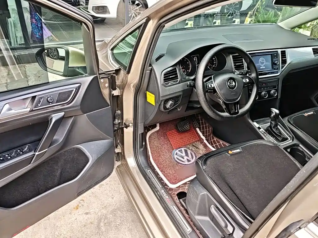 Volkswagen Golf Jialu 2017 — фото 16