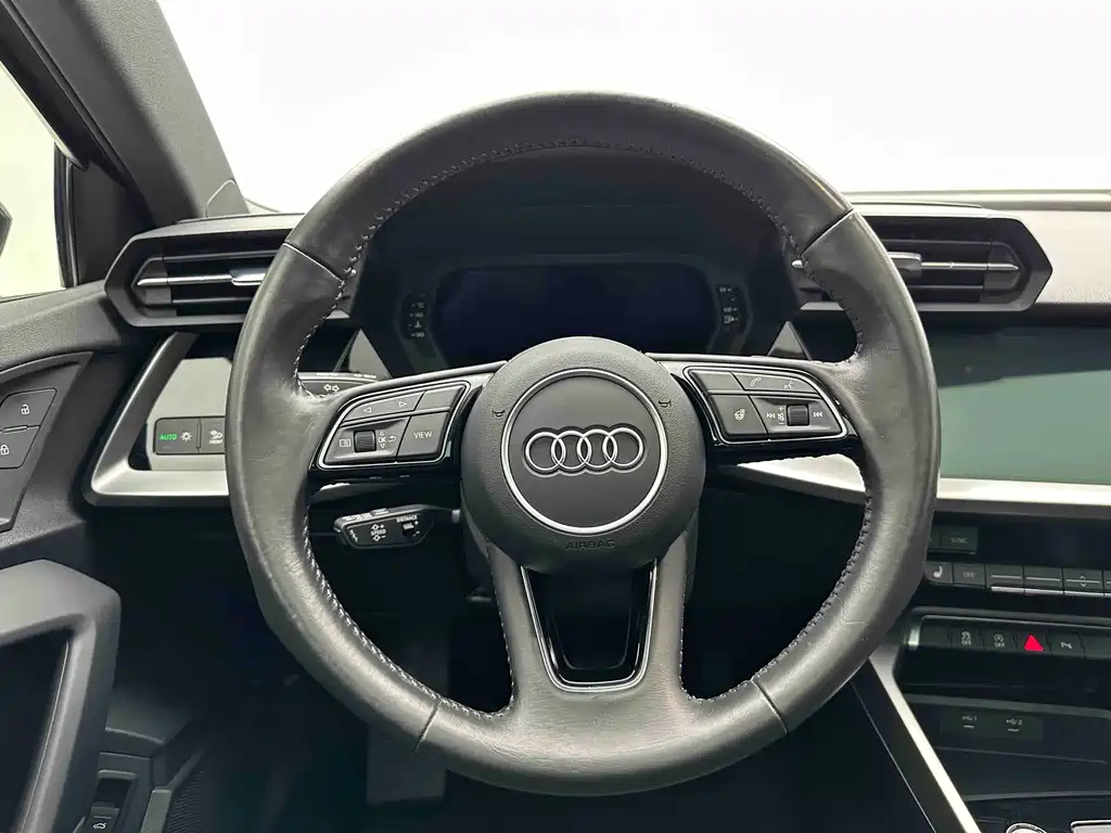Audi A3 2021 — фото 17