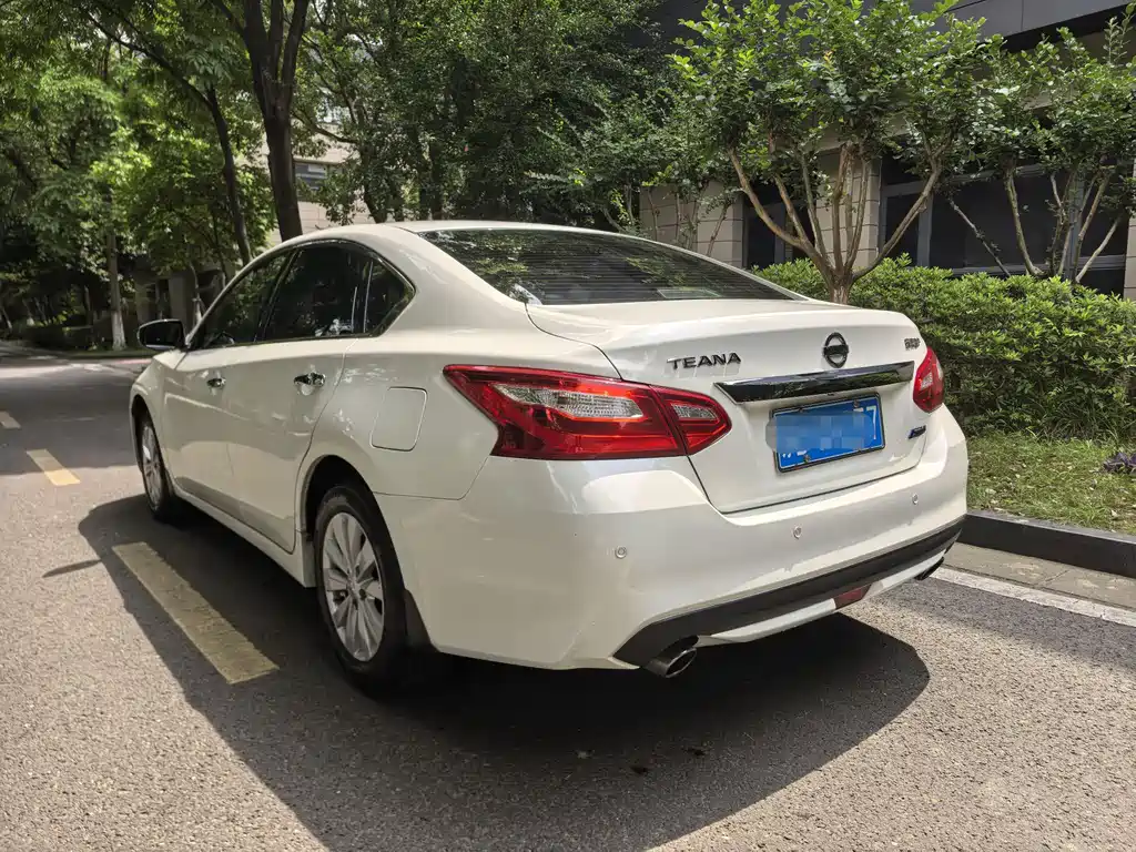 Nissan Teana 2018