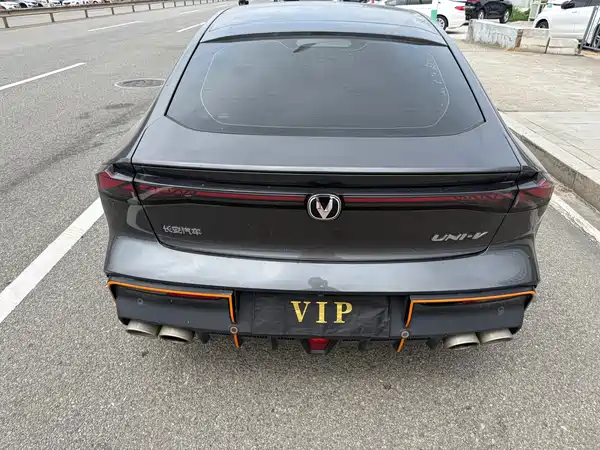 Changan UNI-V 2022