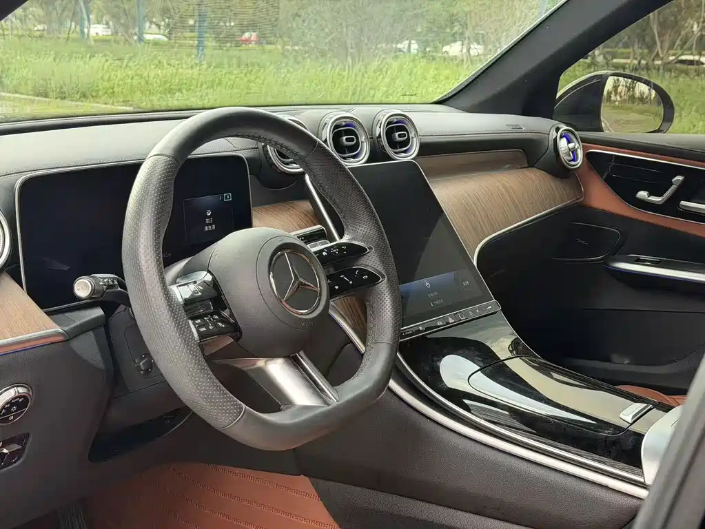 Mercedes-Benz GLC 2023 — фото 14