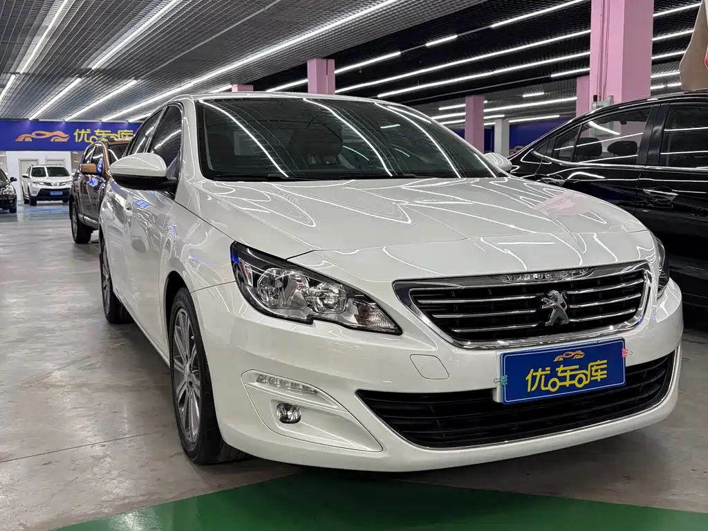 Peugeot 408 2015 — фото 3