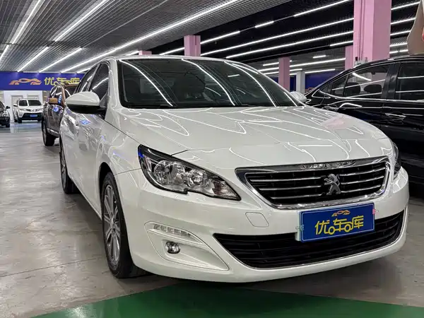 Peugeot 408 2015