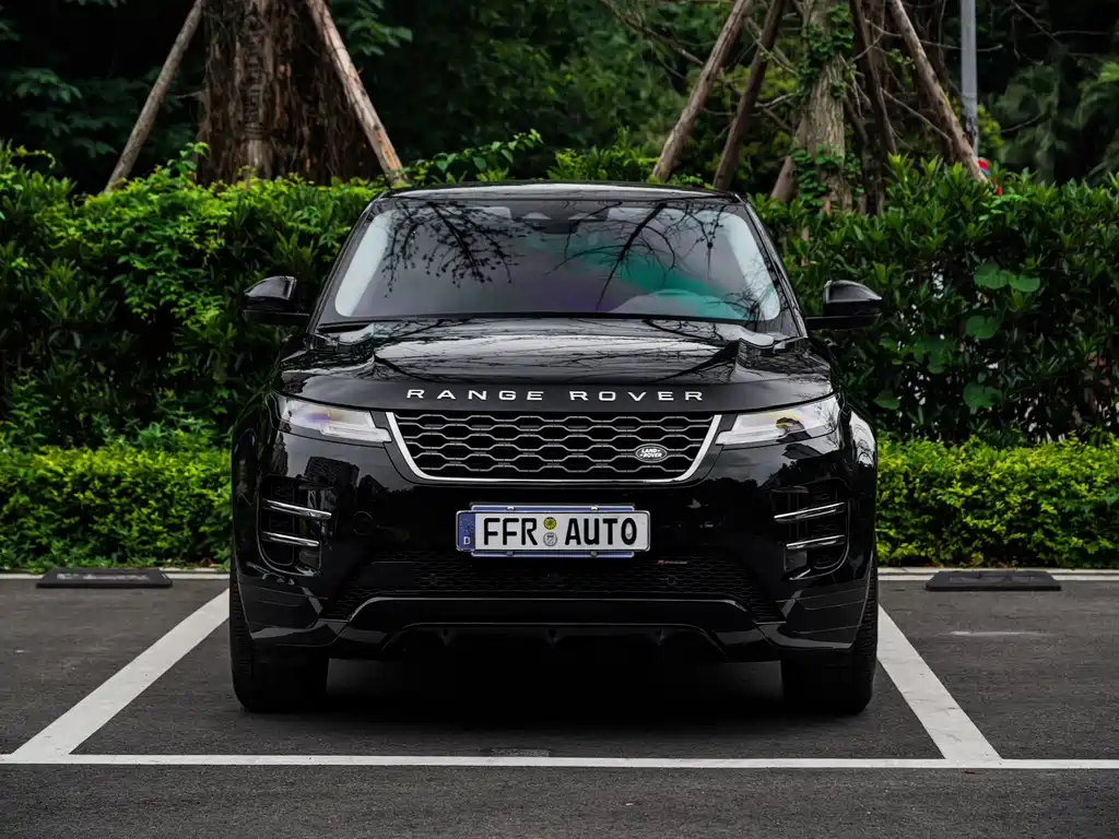 Land Rover Range Rover Evoque 2024 — фото 8