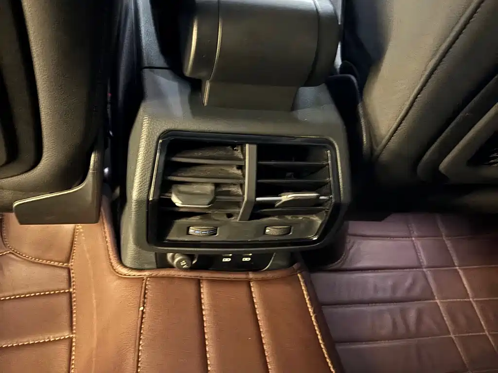 Audi Q3 2022 — фото 15
