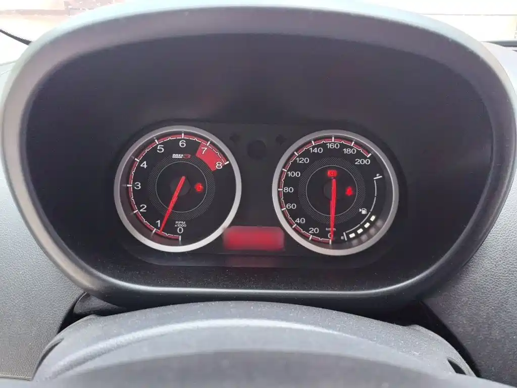MG 3 2016