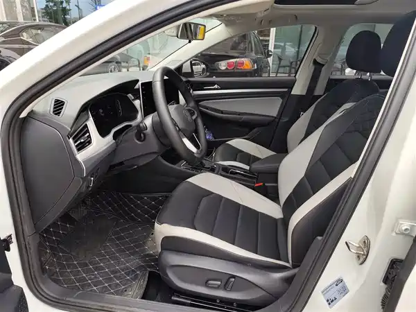 Volkswagen Bora 2024