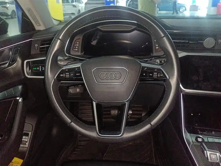 Audi A7 2022 — фото 15