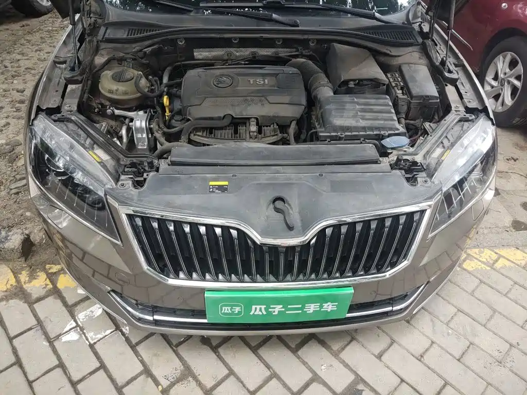Skoda Superb 2016 — фото 16