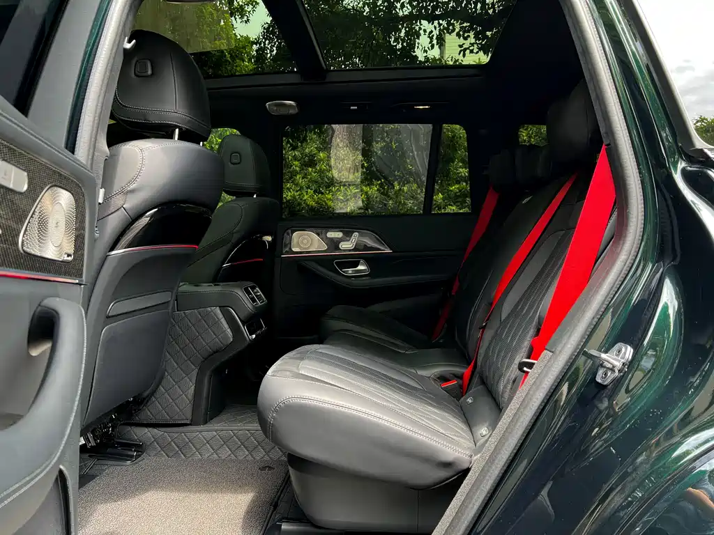 Mercedes-Benz GLS AMG 2024 — фото 8