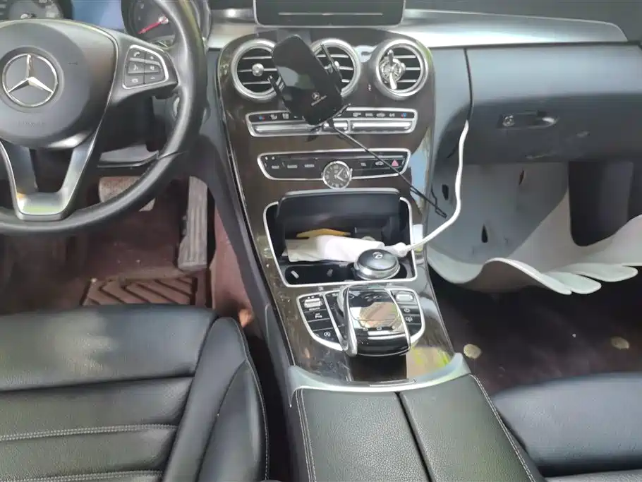 Mercedes-Benz C-Class 2015 — фото 16