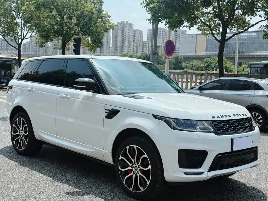 Land Rover Range Rover Sport 2021 — фото 1