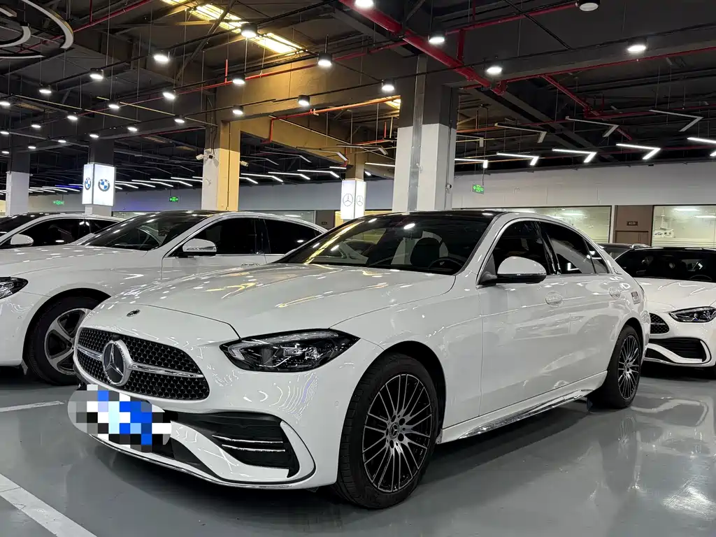 Mercedes-Benz C-Class 2024