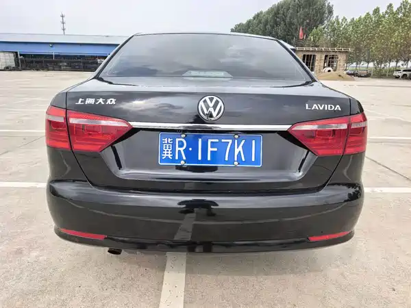 Volkswagen Lavida 2013