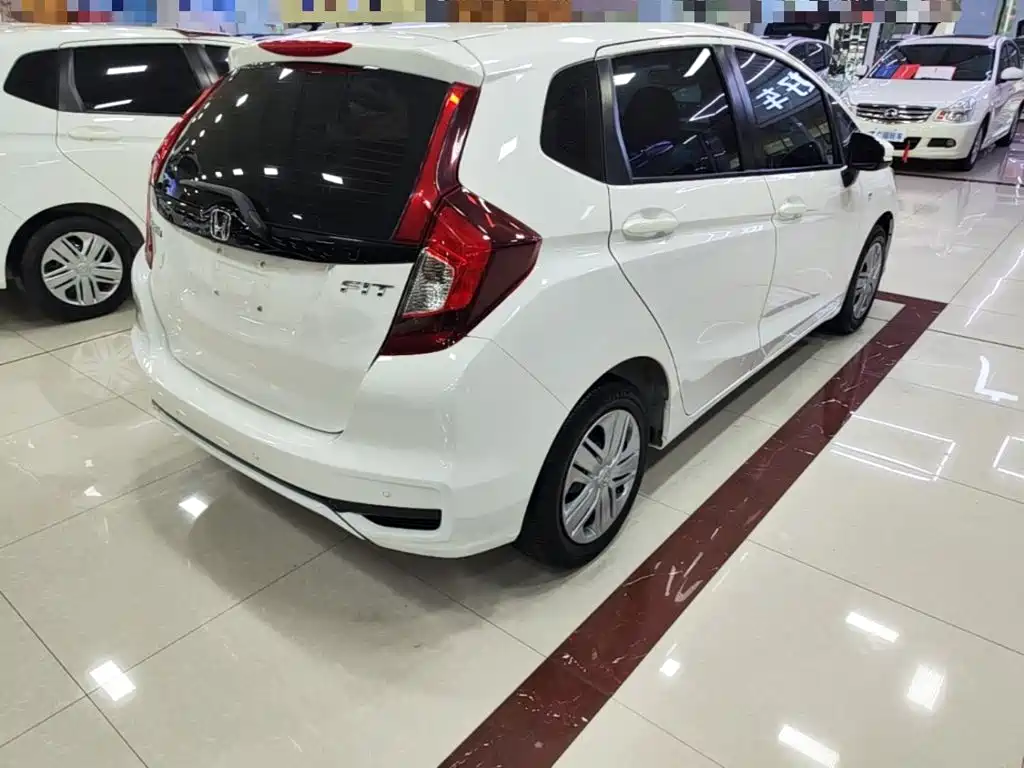 Honda Fit 2019 — фото 7