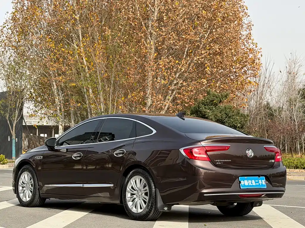 Buick LaCrosse 2017 — фото 6