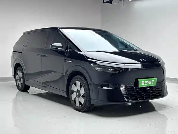 XPeng X9 2024