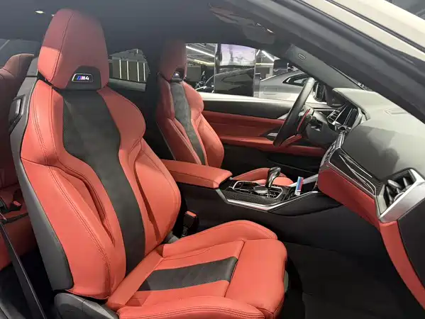BMW M4 2022