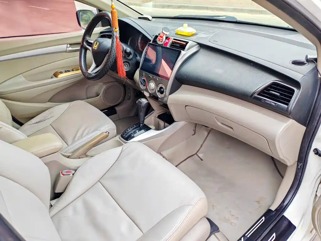 Honda City Classic 2011 — фото 11