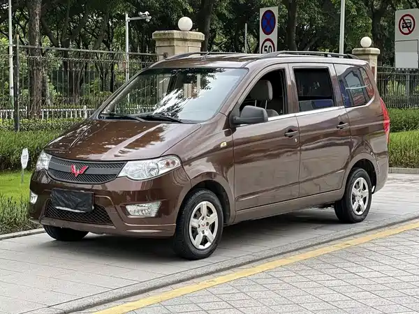 Wuling Hongguang 2019
