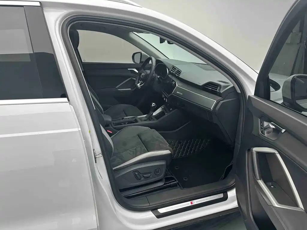 Audi Q3 2023
