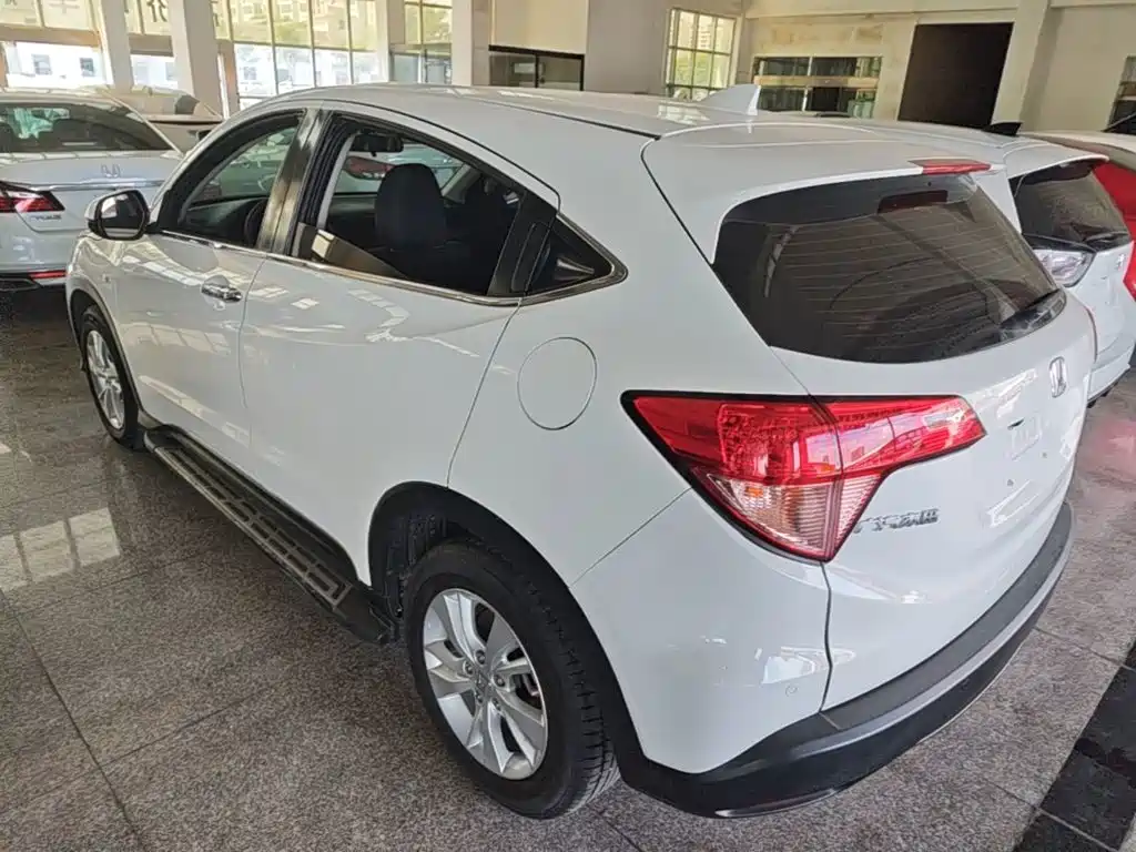 Honda Vezel 2018 — фото 5