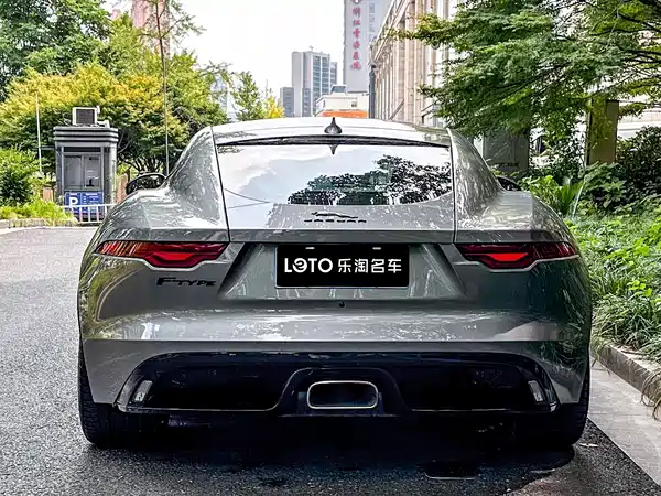 Jaguar F-TYPE 2023
