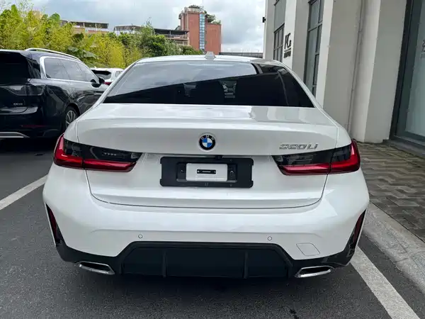 BMW 3 Series 2023