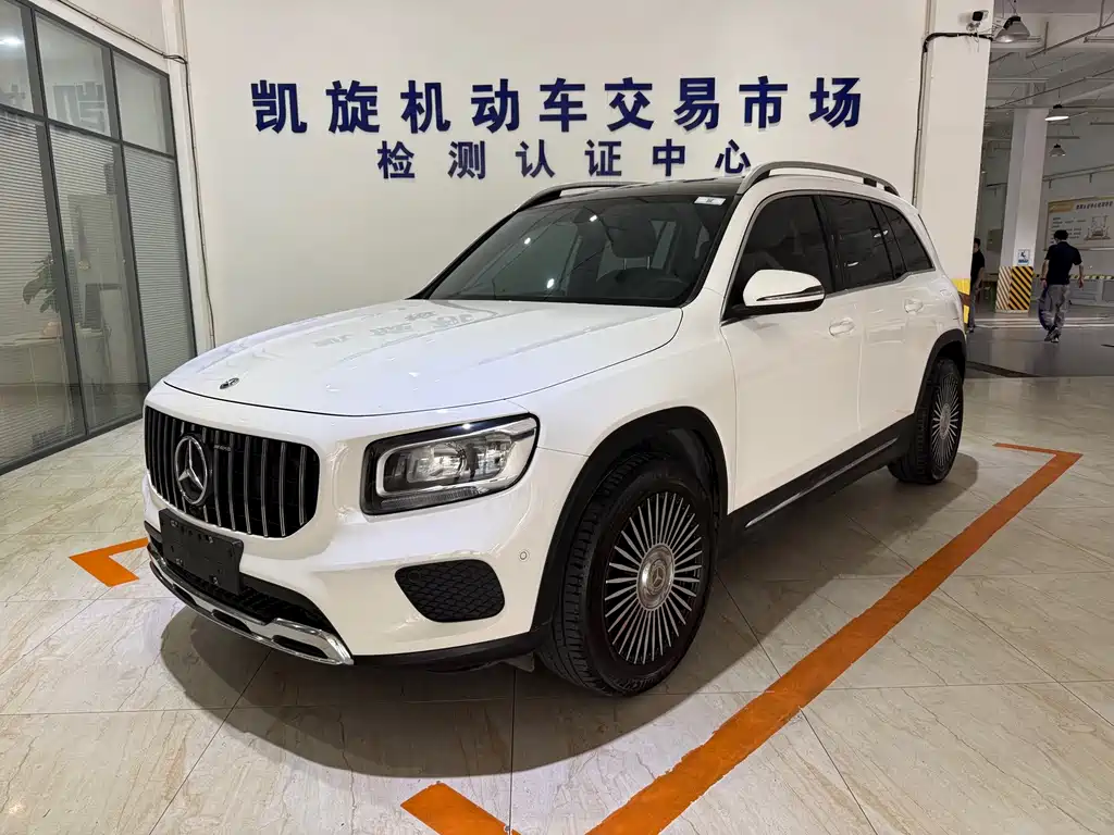 Mercedes-Benz GLB 2022