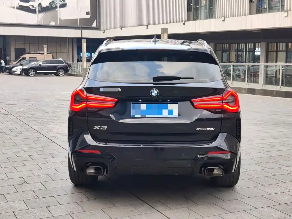 BMW X3 2022 — фото 9