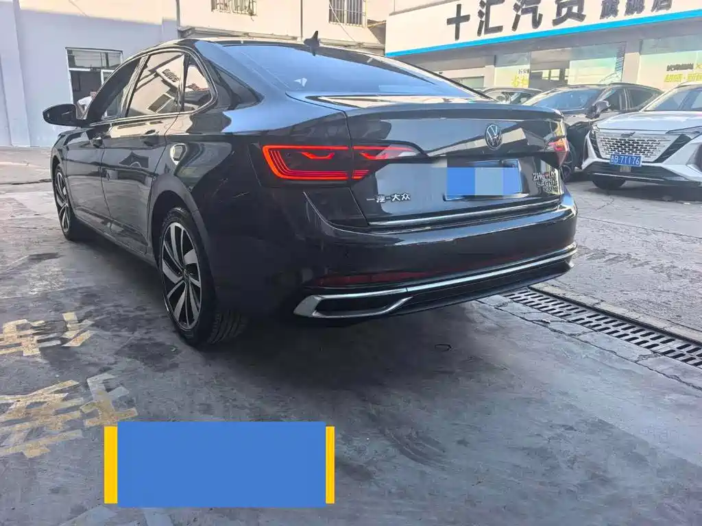 Volkswagen Sagitar 2023
