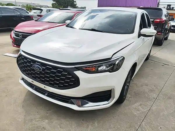 Ford Escort 2021