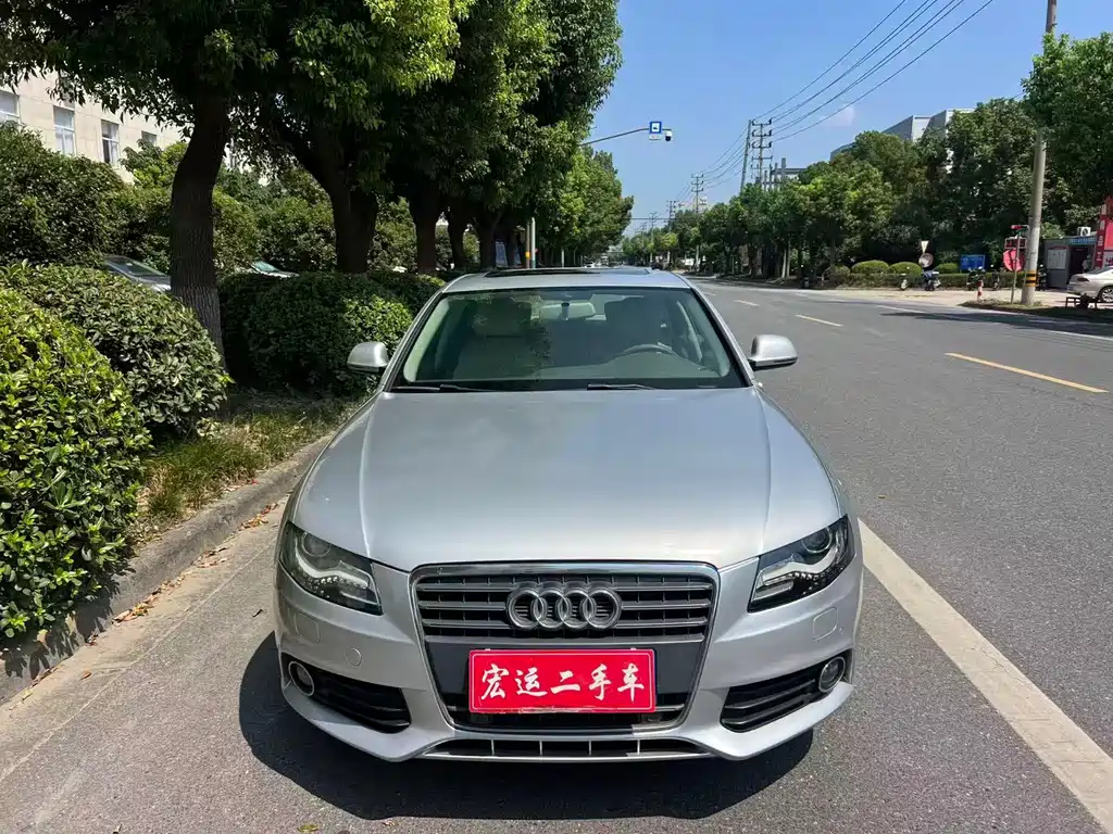 Audi A4L 2012