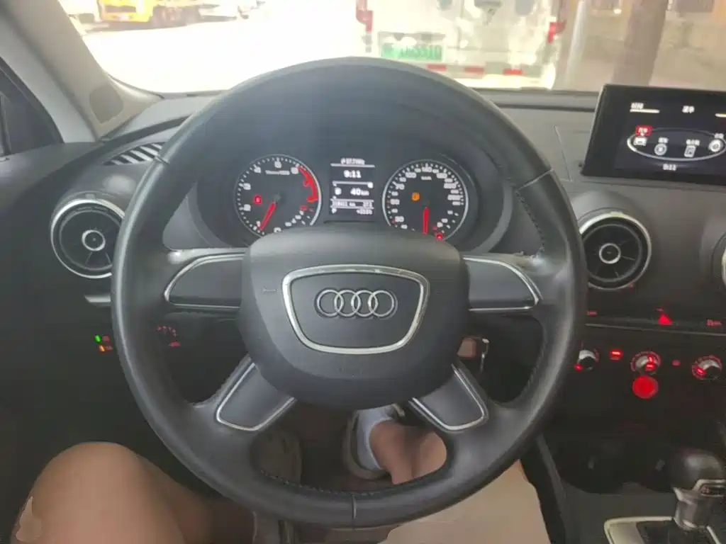 Audi A3 2015 — фото 11