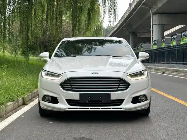 Ford Mondeo 2014