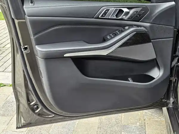 BMW X5 M 2023
