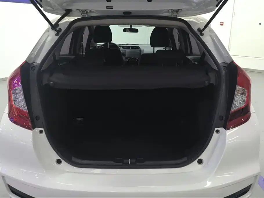 Honda Fit 2019 — фото 4