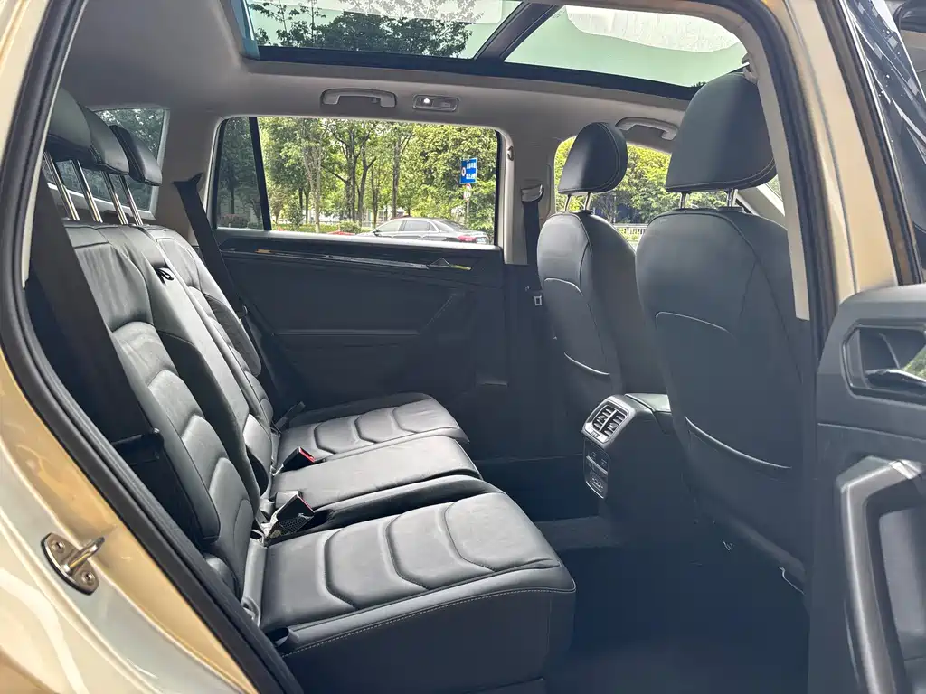 Volkswagen Tiguan L 2019 — фото 17
