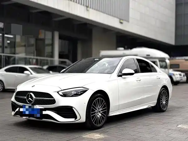 Mercedes-Benz C-Class 2024