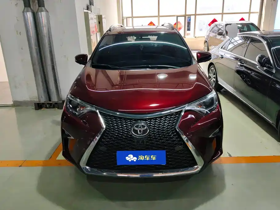 Toyota RAV4 2019 — фото 2