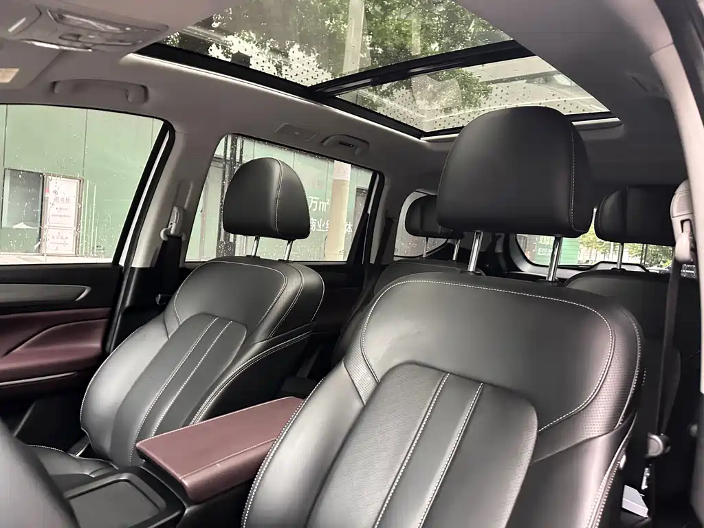 GAC Motor Trumpchi M6 2021 — фото 11