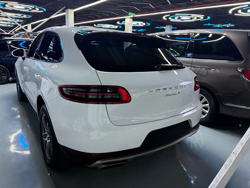 Porsche Macan 2015 — фото 20