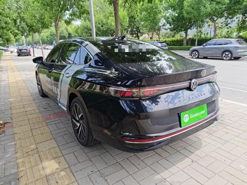 Volkswagen Magotan 2024