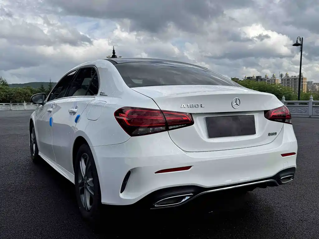 Mercedes-Benz A-Class 2023 — фото 4