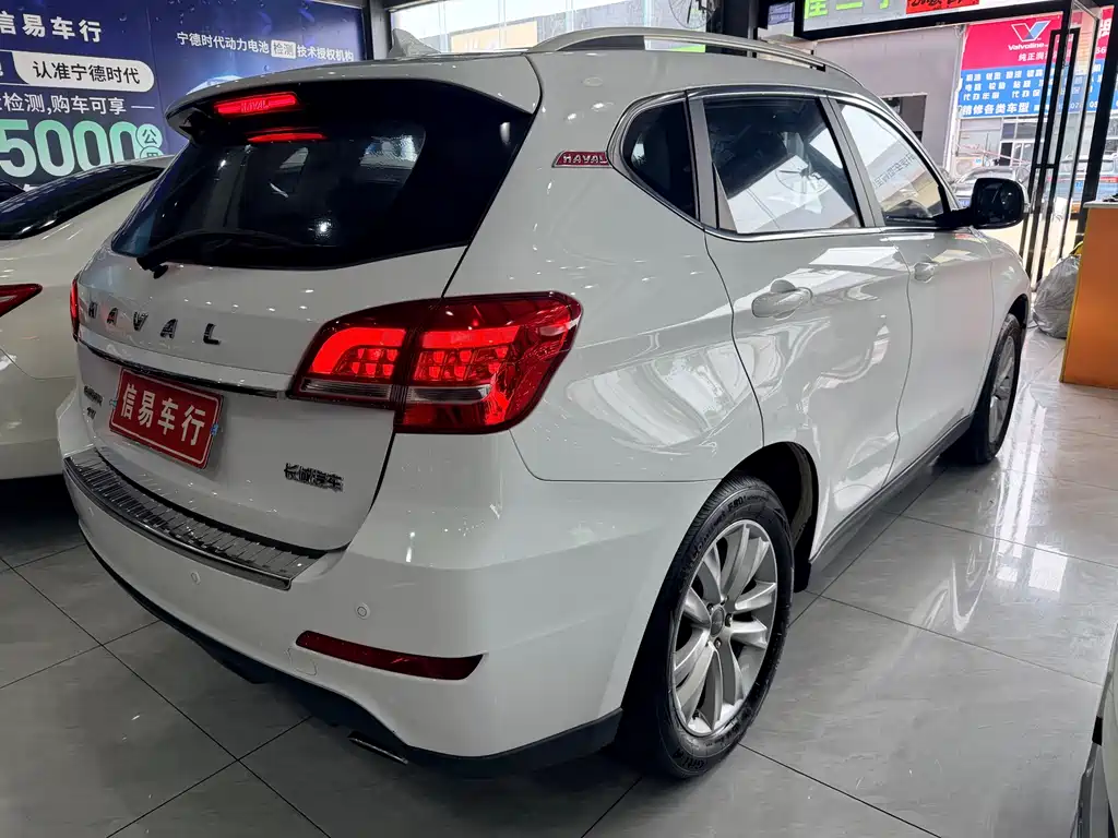 Haval H2 2015 — фото 10